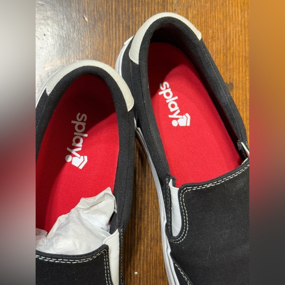 Black Slip-On Canvas Shoes Splay - Picture 4 of 8